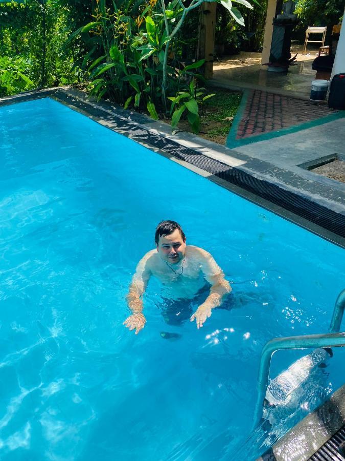 Royal Ace Unawatuna Esterno foto